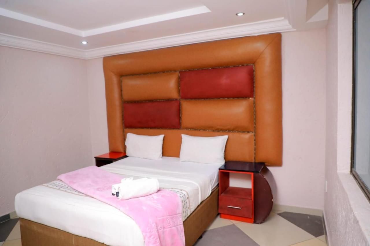 Yeoville Hotel Johannesburg Eksteriør billede