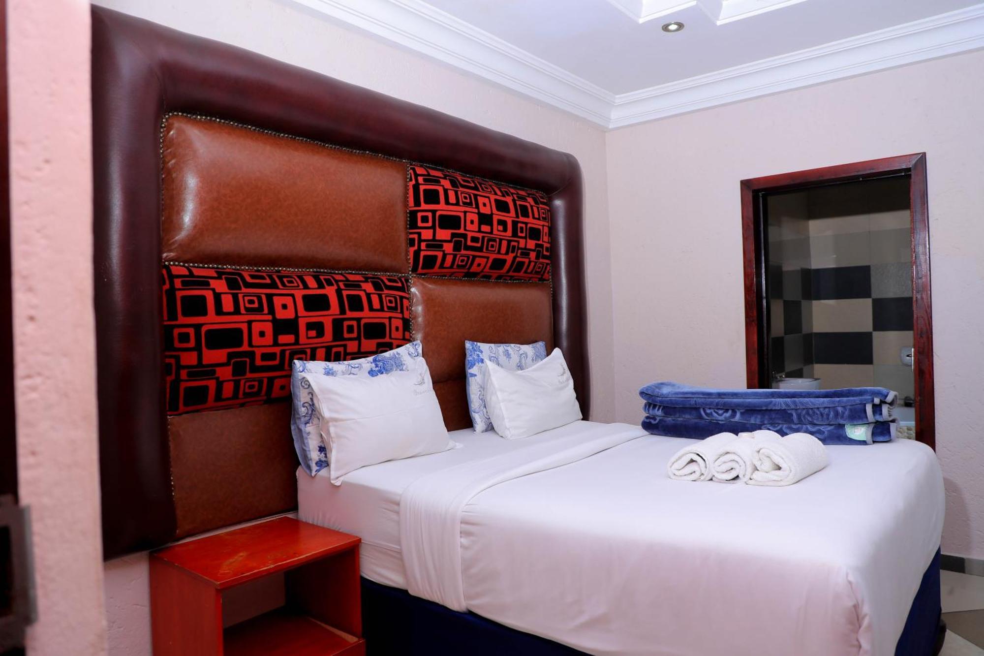 Yeoville Hotel Johannesburg Eksteriør billede